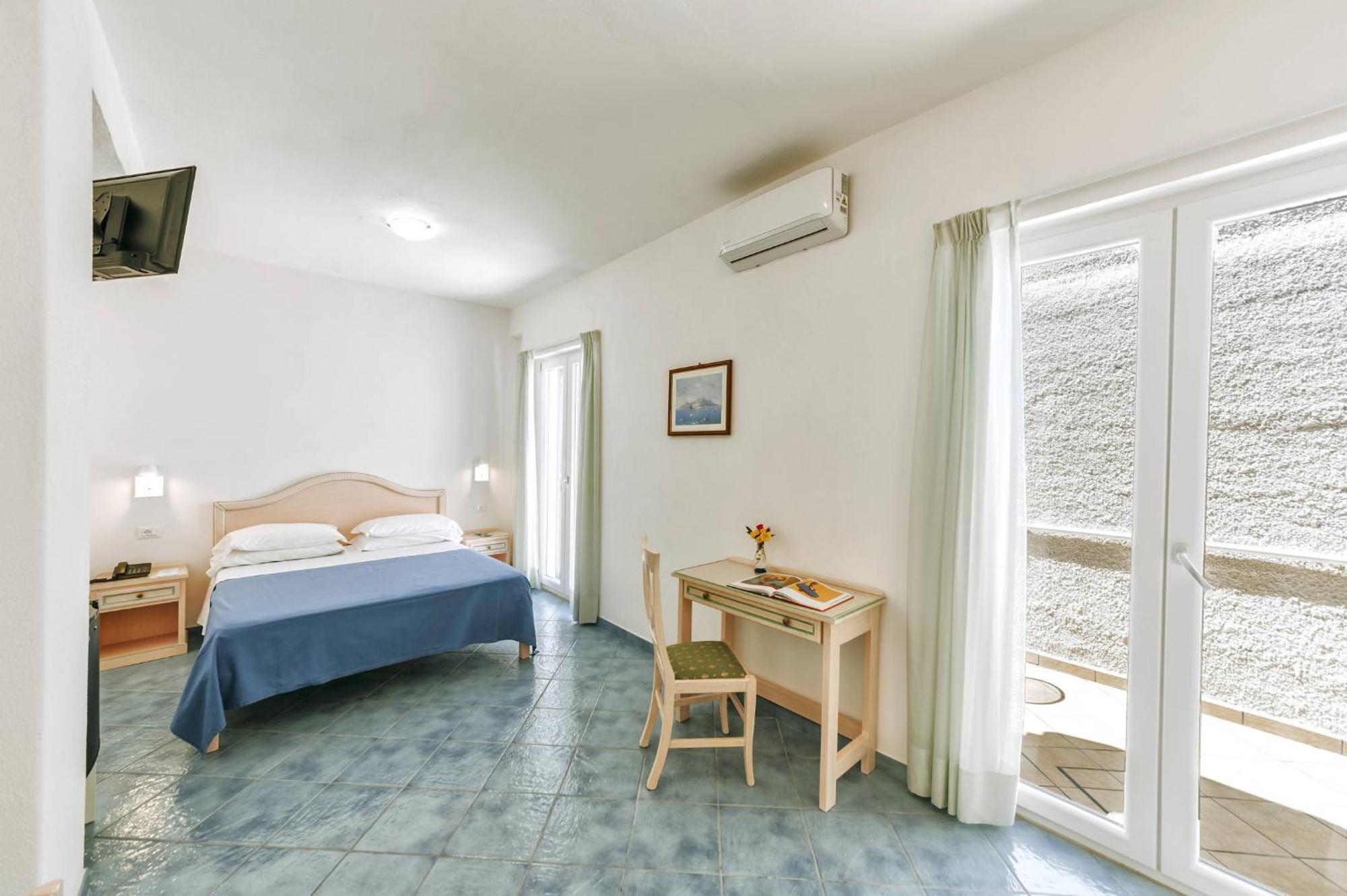 Hotel Villa D'Orta Isquia Habitación foto