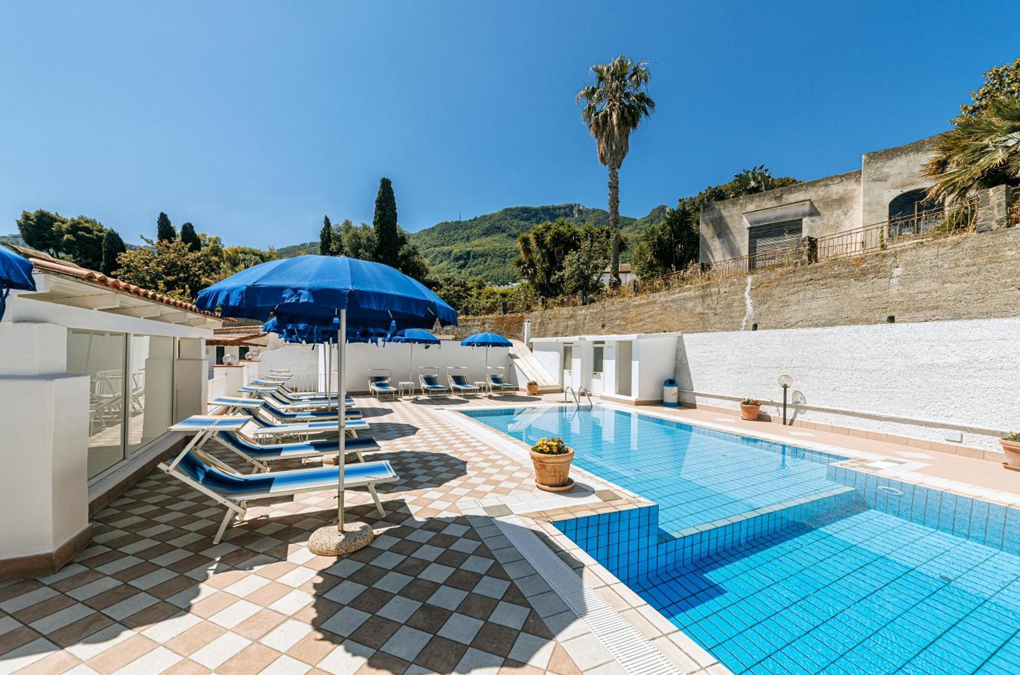 Hotel Villa D'Orta Isquia Exterior foto